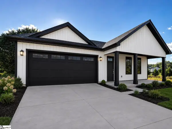 1044 W 11 Highway, Chesnee, SC 29323