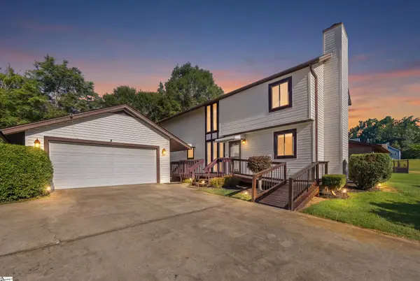 1105 Charter Oak Drive, Taylors, SC 29687-4404