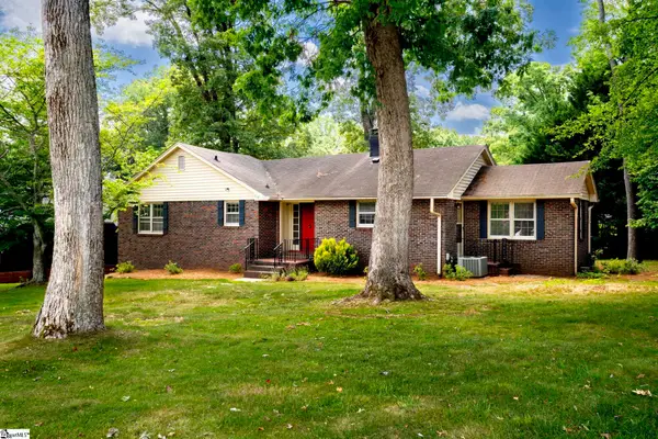 517 Dellwood Drive, Greenville, SC 29609
