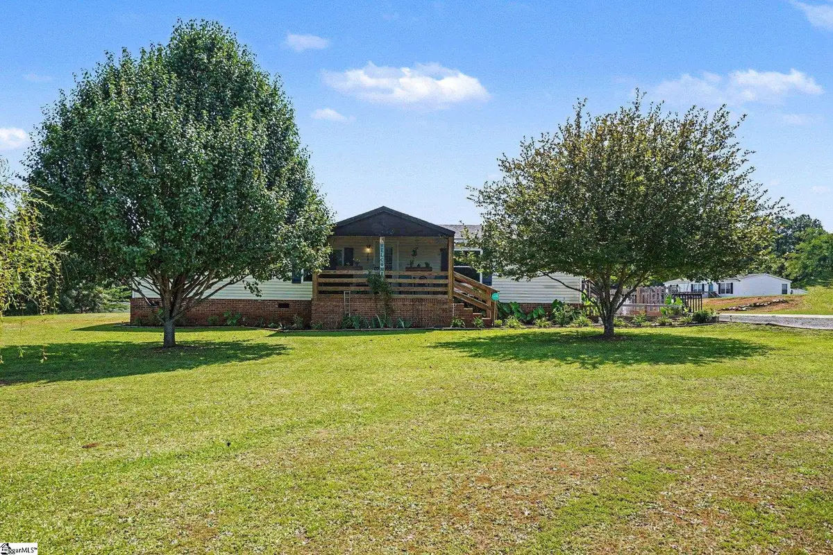 208 Sassafras Drive, Laurens, SC 29360 - #1