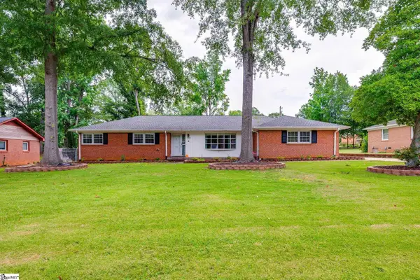 217 Navaho Drive, Spartanburg, SC 29301