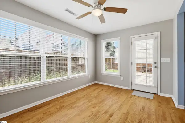 102 High Crest Court, Simpsonville, SC 29681