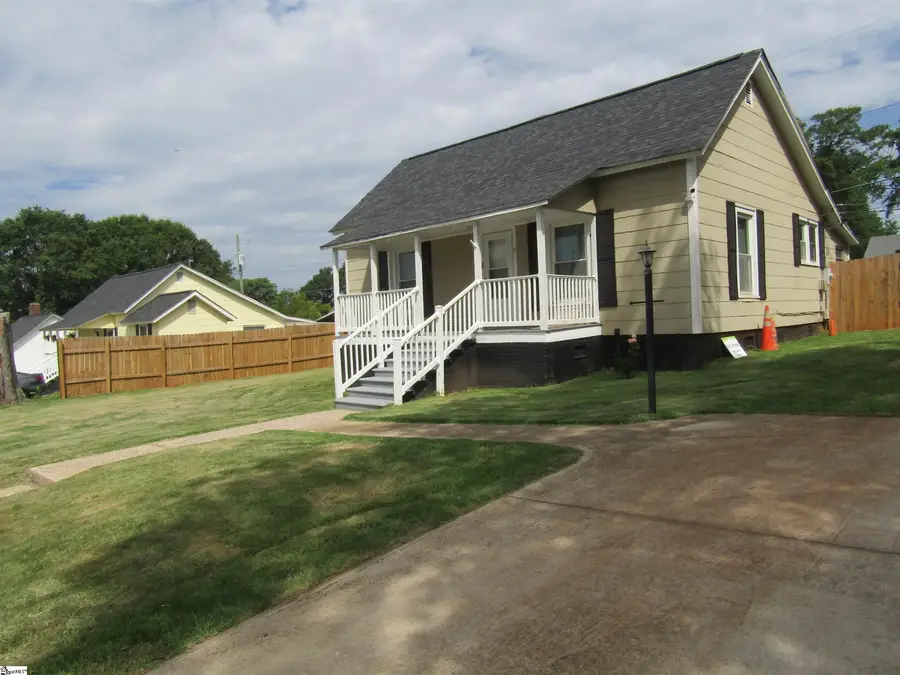 9 G Street, Inman, SC 29349 - #2