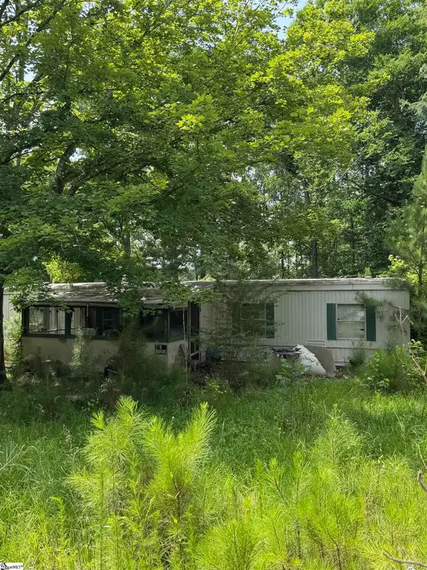 659 Dovefield Road, Cross Hill, SC 29332