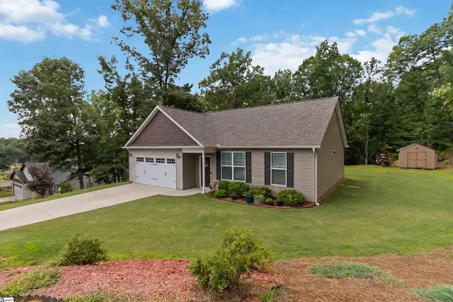 136 N Forest Circle, Marietta, SC 29661 - #2