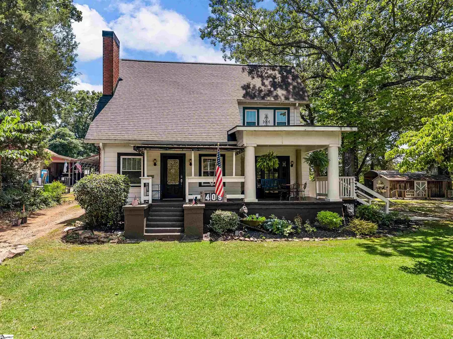 409 N Howard Avenue, Landrum, SC 29356 - #2