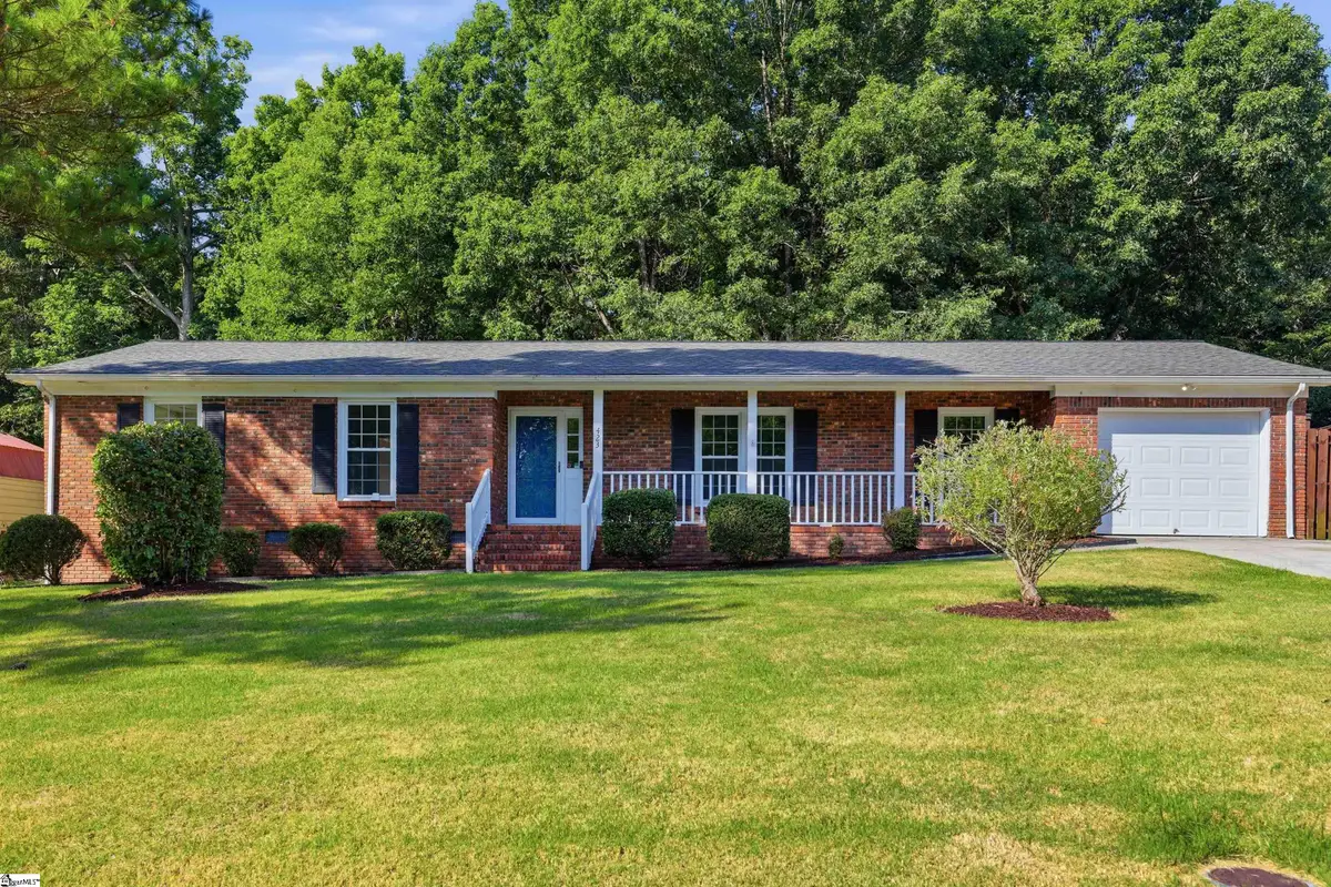 423 Indian Trail, Taylors, SC 29687 - #1