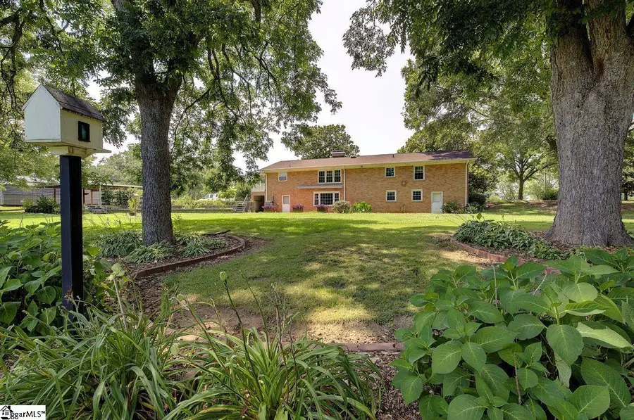 202 Ridgecrest Court, Simpsonville, SC 29680 - #2