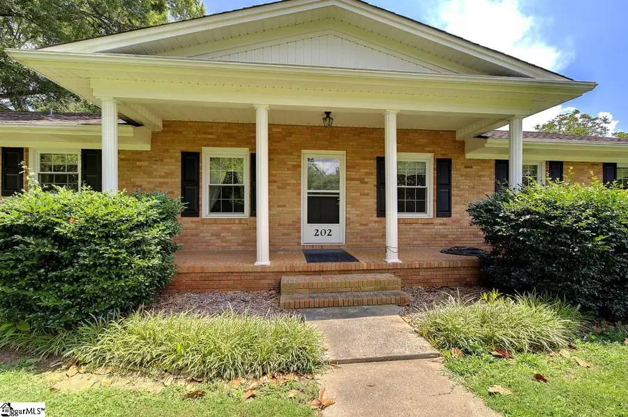 202 Ridgecrest Court, Simpsonville, SC 29680 - #3
