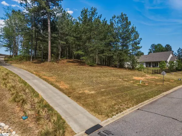 5 Club Cart Road, Travelers Rest, SC 29690