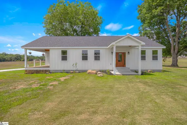 2024 Edwards Lake Road, Greer, SC 29651