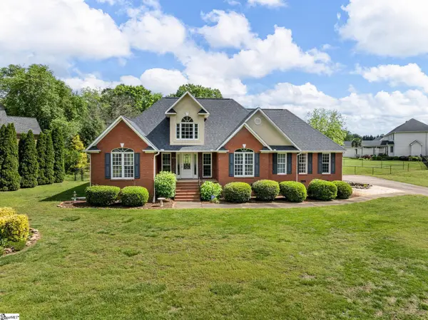 121 Lewis Burnett Drive, Boiling Springs, SC 29316
