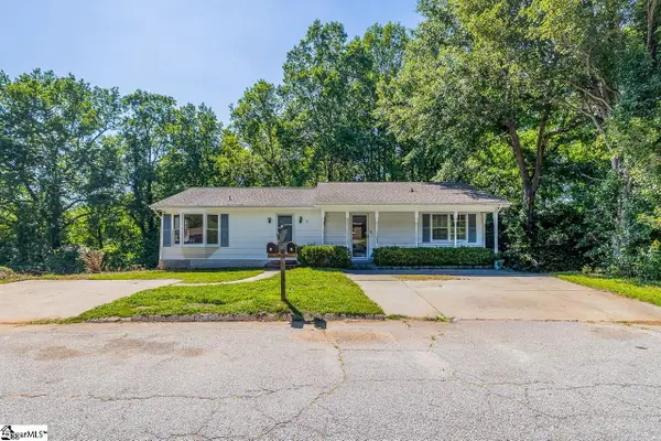 4016 Pebblebrook Court, Spartanburg, SC 29301