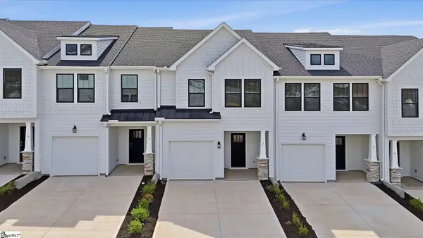 7 Hagen Lane, Simpsonville, SC 29681