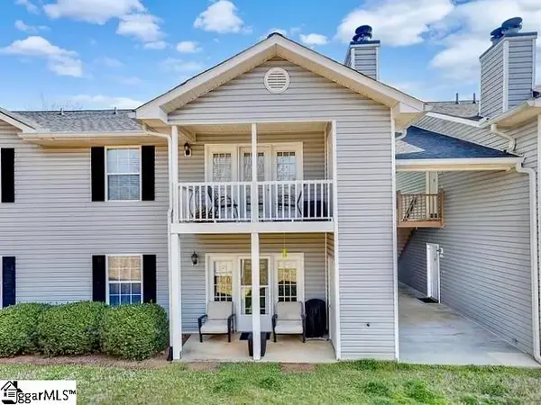 1007 Pelham Square Way, Greer, SC 29650
