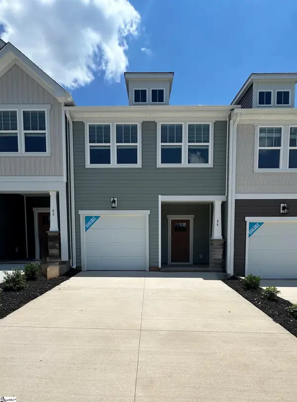 44 Shoemaker Road, Greenville, SC 29617