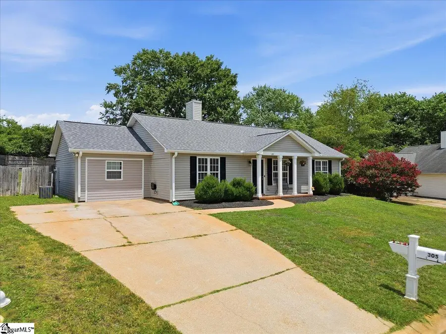 305 Golden Leaf Lane, Simpsonville, SC 29681 - #2