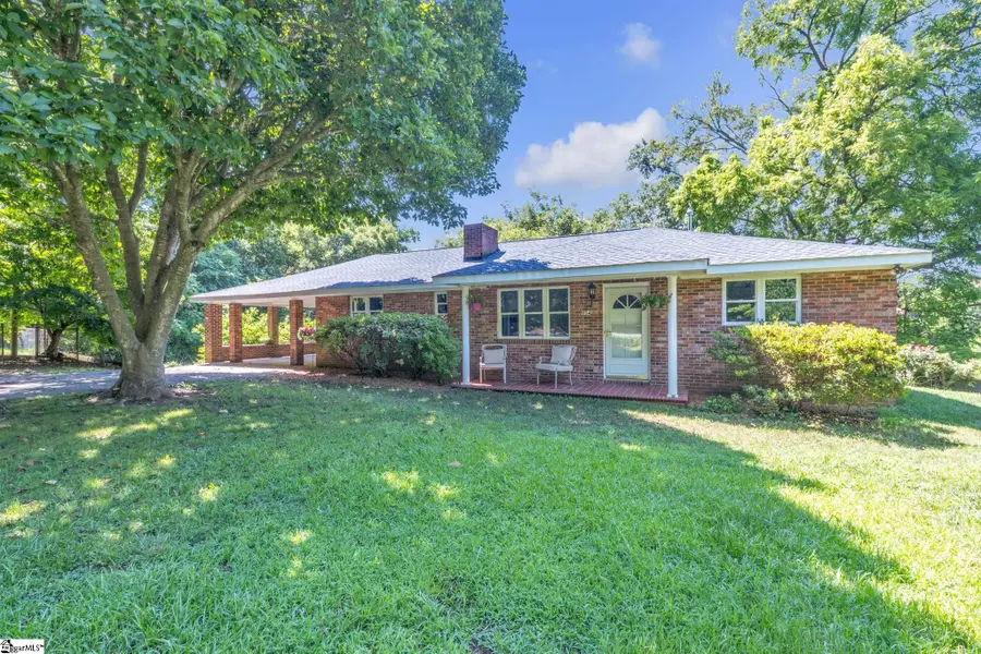 154 Skyuka Street, Drayton, SC 29333 - #2