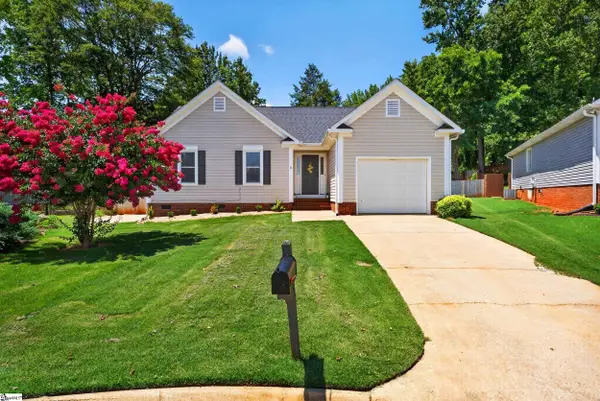 6 Mountain Trace Court, Greenville, SC 29609