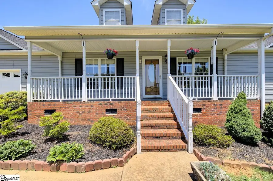 305 Jacob Creek Drive, Inman, SC 29349 - #3