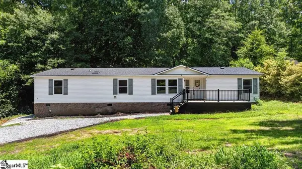 314 Lonesome Pine Lane Drive, Wellford, SC 29385