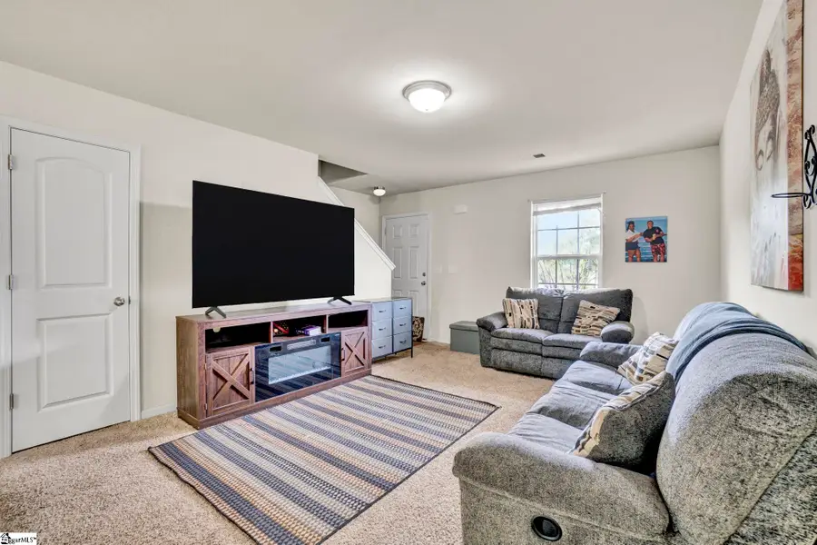 156 Queens Circle, Laurens, SC 29360 - #3