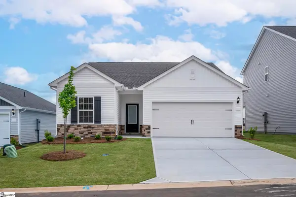 426 West Claywalk Road, Woodruff, SC 29388