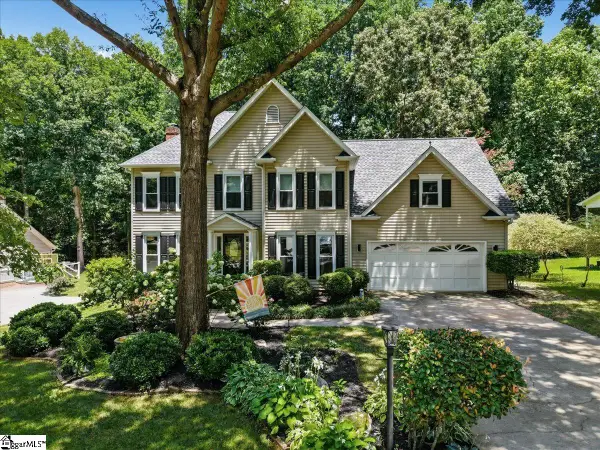 308 Farming Creek Drive, Simpsonville, SC 29680