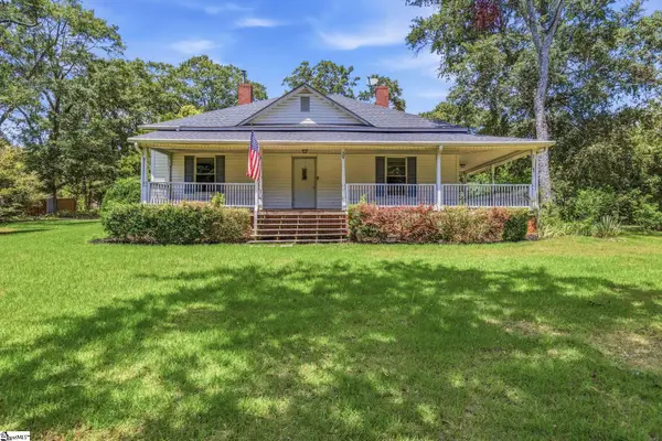 36 Dendy Street, Pelzer, SC 29669