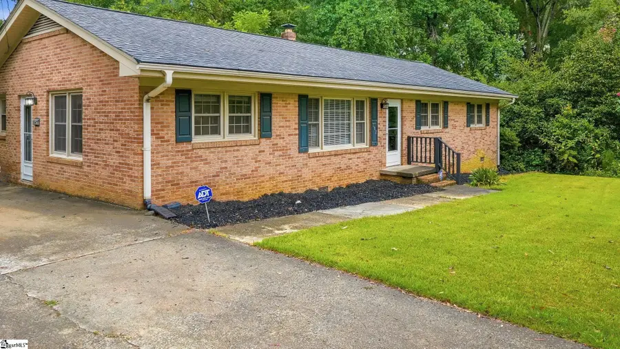 102 Palmetto Drive, Simpsonville, SC 29681 - #2