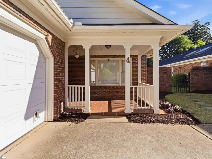 4 Parkins Place, Greenville, SC 29607 - #3