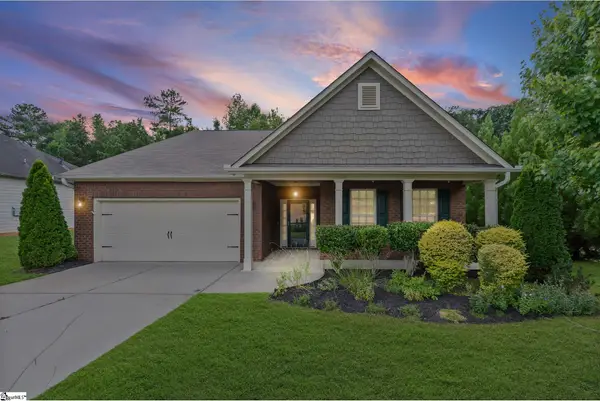 28 Trailwood Drive, Fountain Inn, SC 29644