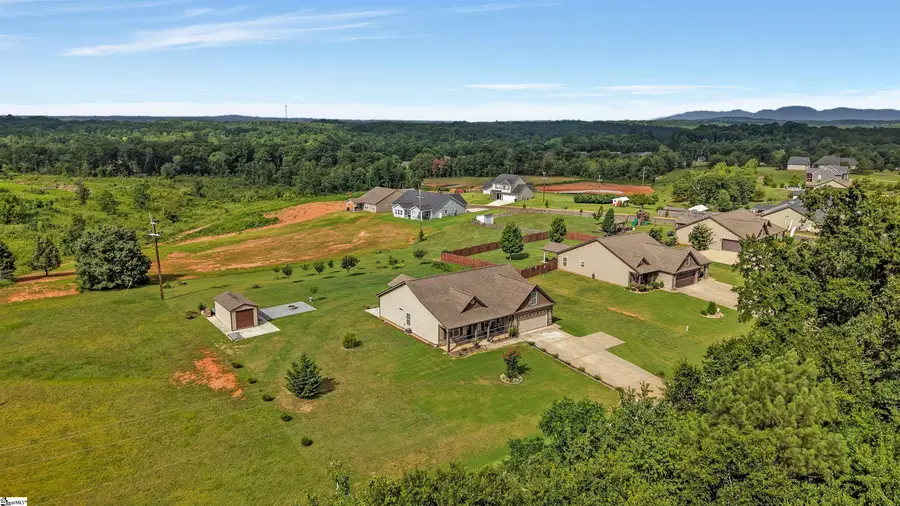 3161 Rainbow Lake Road, Inman, SC 29349 - #2