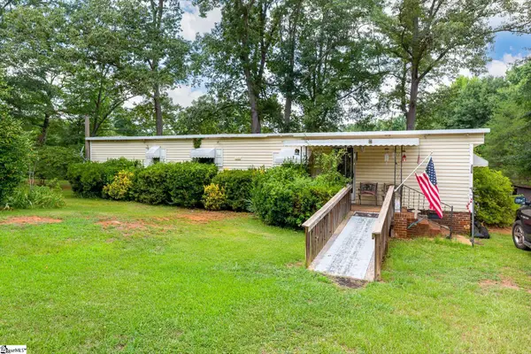 206 Brentwood Circle, Greenville, SC 29605