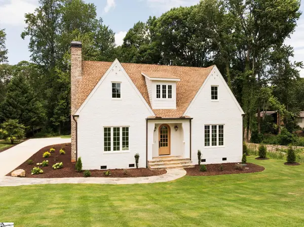 15 Country Squire Court, Greenville, SC 29615