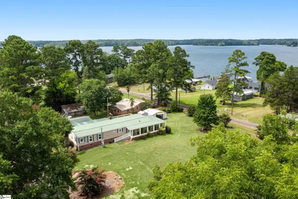 32 Hall Street, Cross Hill, SC 29332