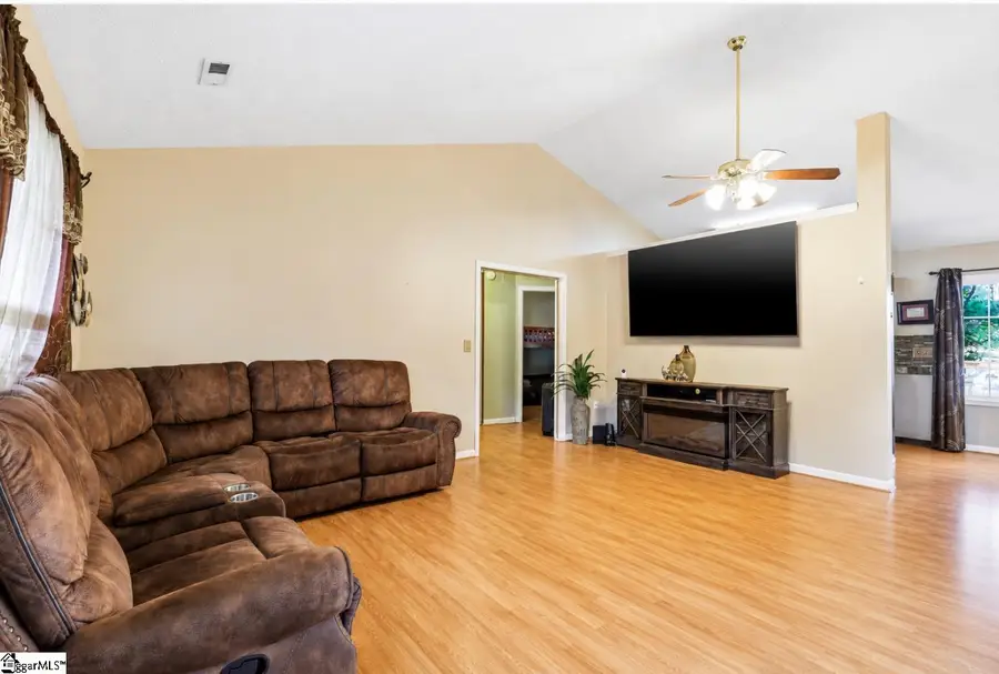 119 E Ridgemont Court, Greenville, SC 29617 - #2