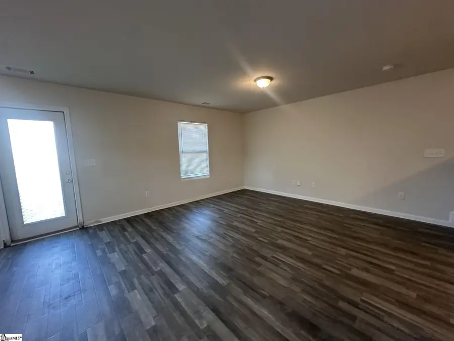 801 Vistamount Path, Spartanburg, SC 29307 - #3
