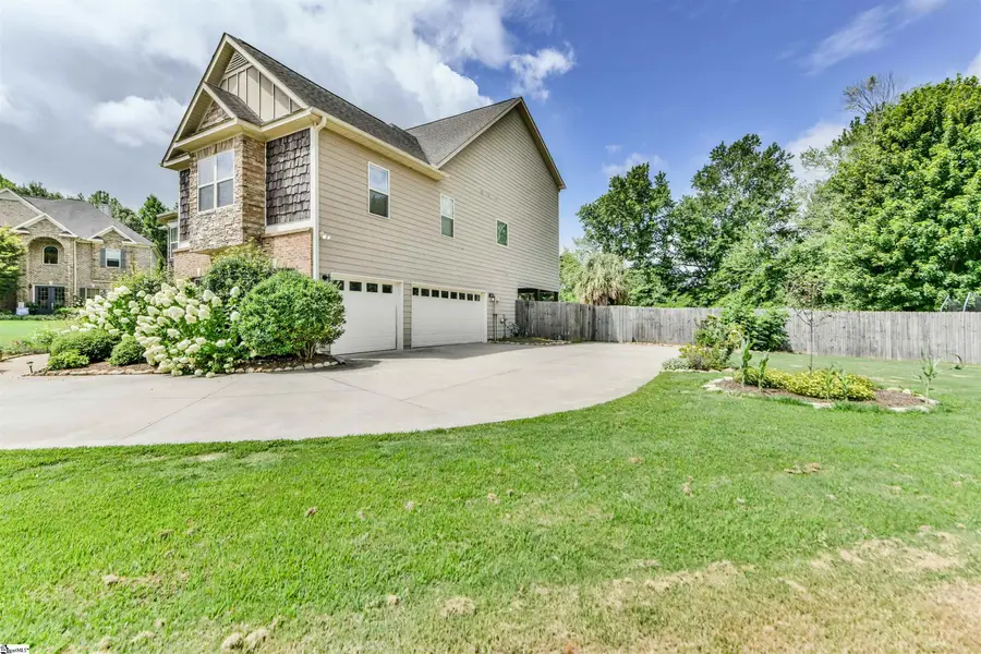 19 Bellagio Way, Greer, SC 29651 - #3