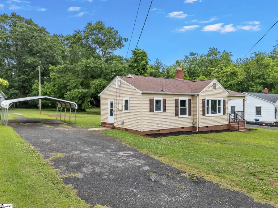 714 Holmes Street, Gaffney, SC 29341 - #2