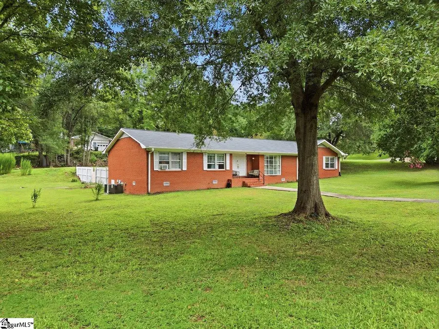 106 Pershing Street, Spartanburg, SC 29302 - #3