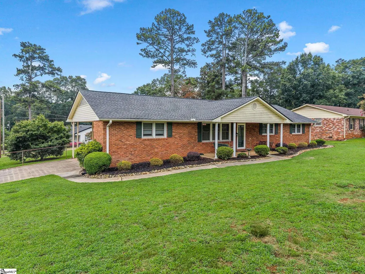 1303 Springfield Road, Boiling Springs, SC 29316 - #1