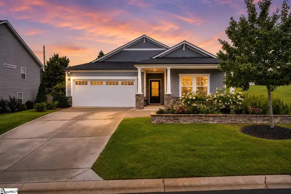 2 Yorkmont Way, Greer, SC 29651