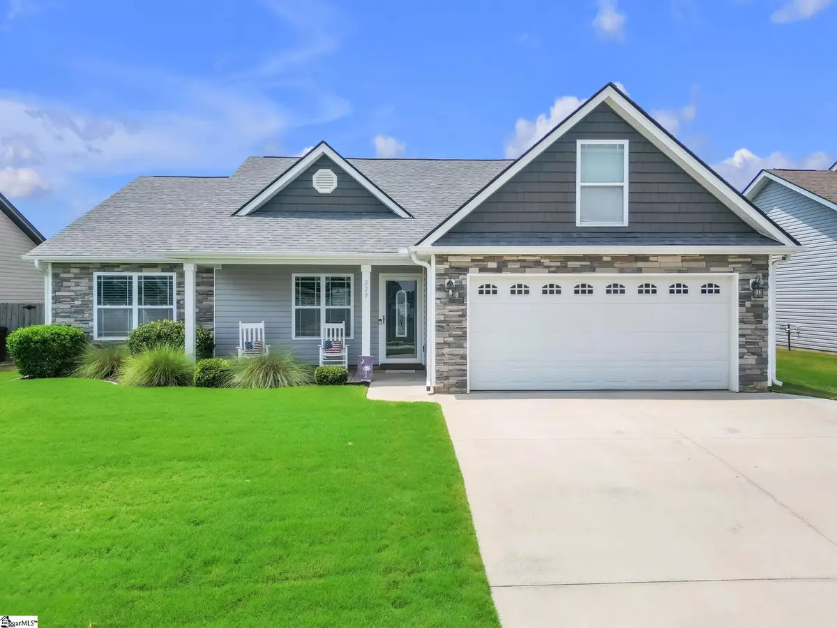 229 Highland Springs Loop, Inman, SC 29349 - #1