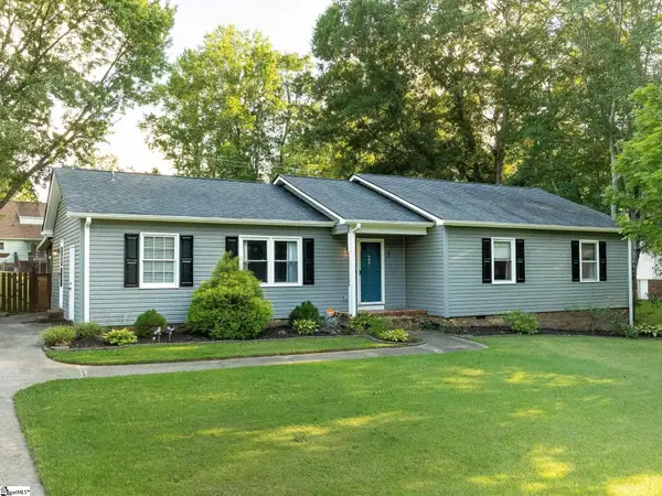 7 Crowndale Court, Taylors, SC 29687