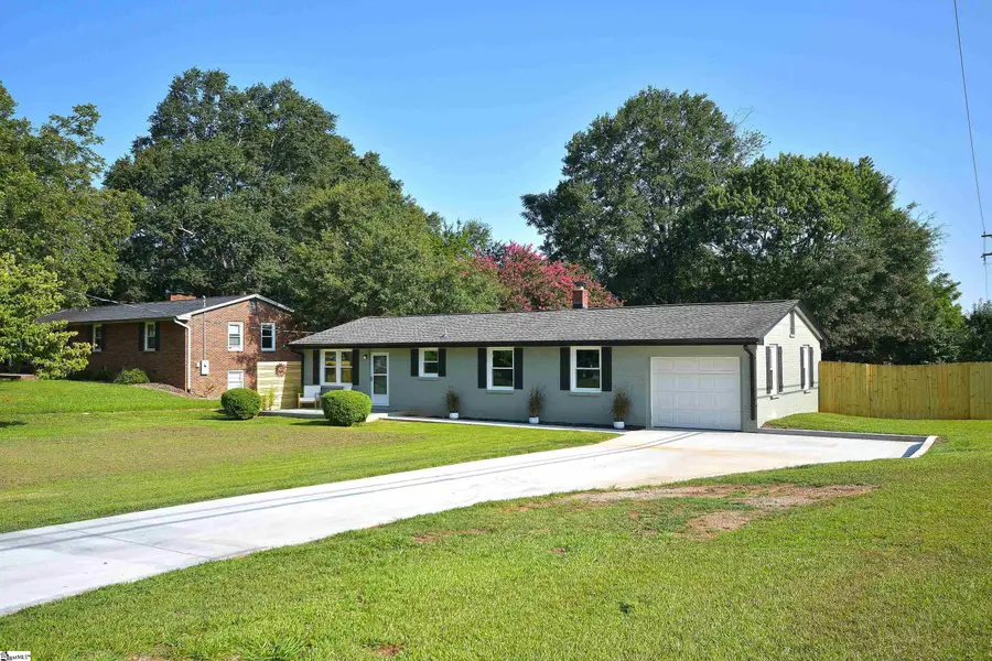111 Paxton Street, Mauldin, SC 29662 - #3