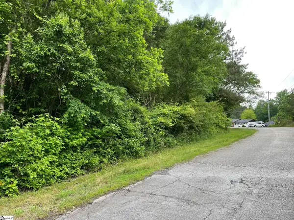 106 Rock Springs Road, Belton, SC 29627