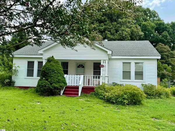 620 W Cherokee Street, Chesnee, SC 29323
