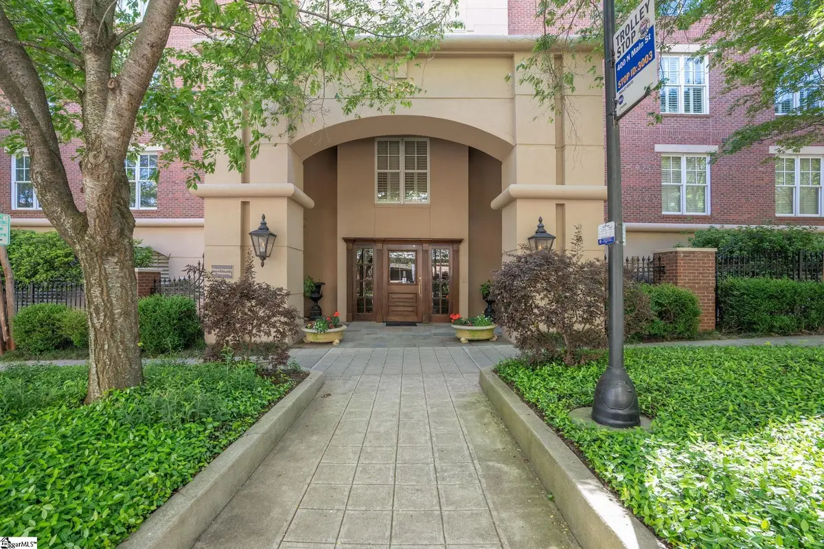 400 N Main Street #Apt 202, Greenville, SC 29601 - #1