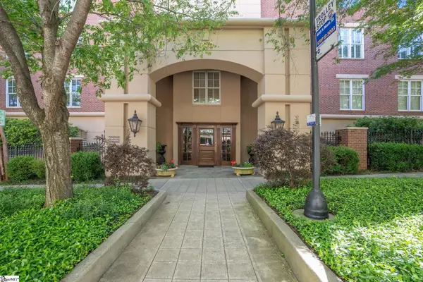 400 N Main Street #Apt 202, Greenville, SC 29601